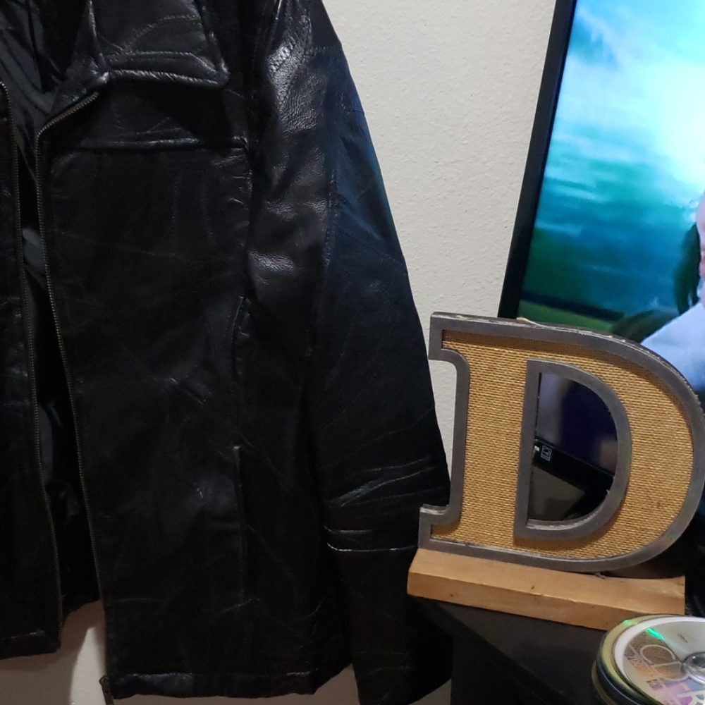 Jacket - Picture 4 of 6